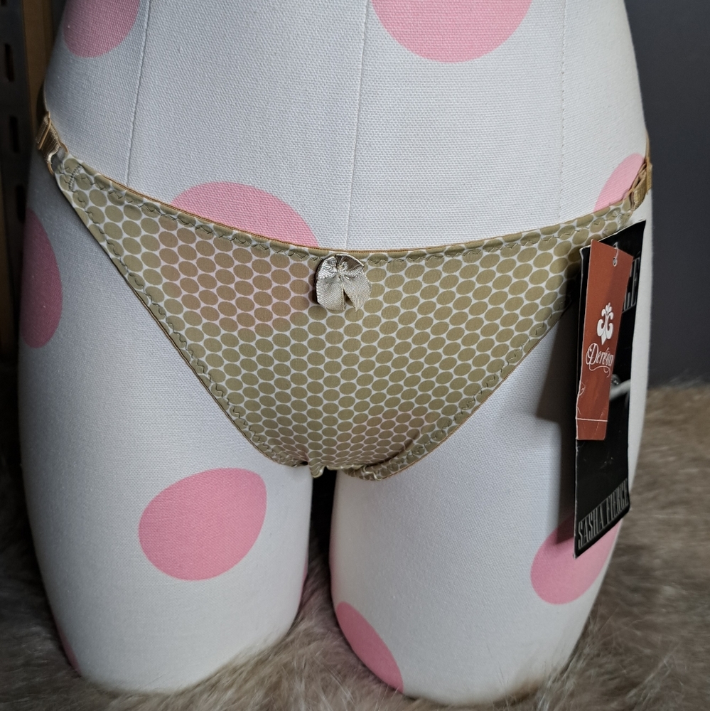 NWT 《 sasha fierce 》 Polka Dot G String Thong Panties Adjustable Medium